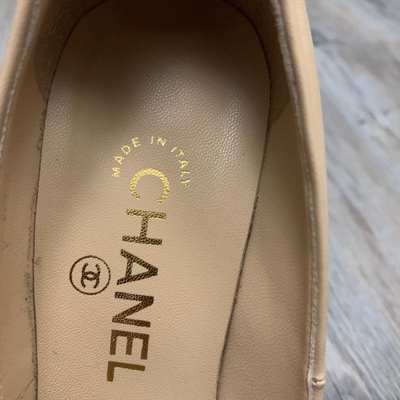 Chanel Heels - Picture 4 of 9
